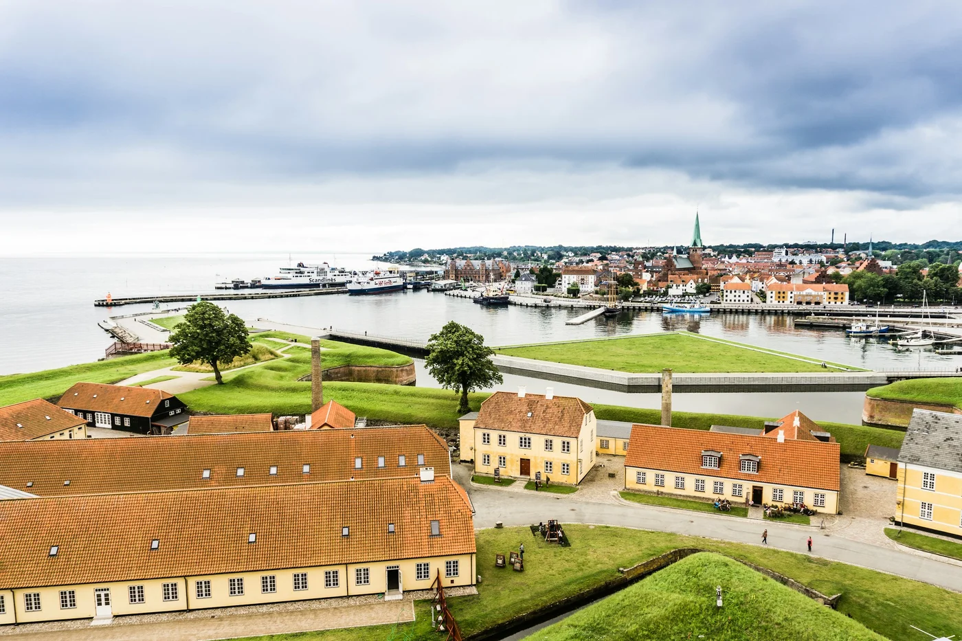 Helsingør — photo by Jens Herrndorff on Unsplash