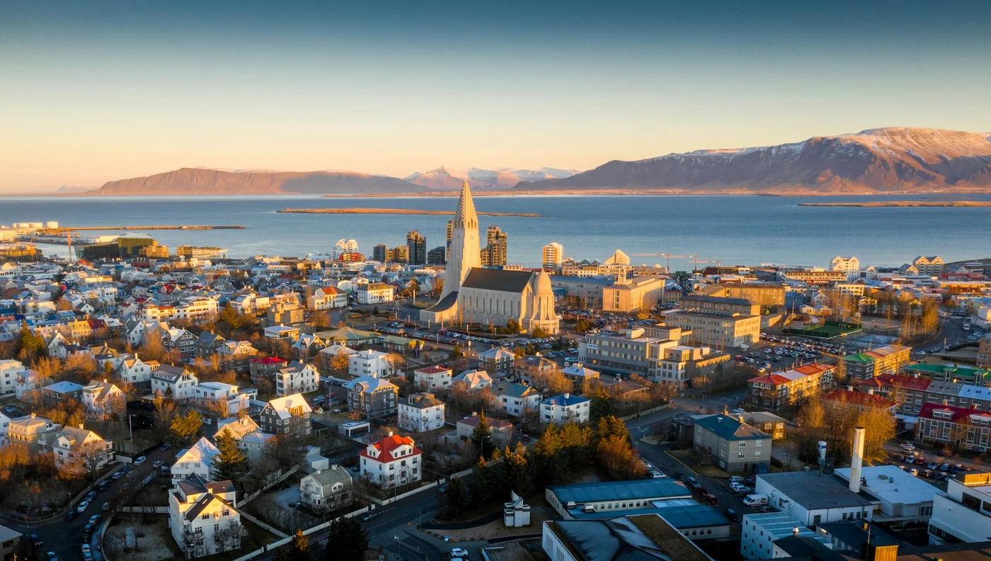 Islande — photo by Einar H. Reynis on Unsplash