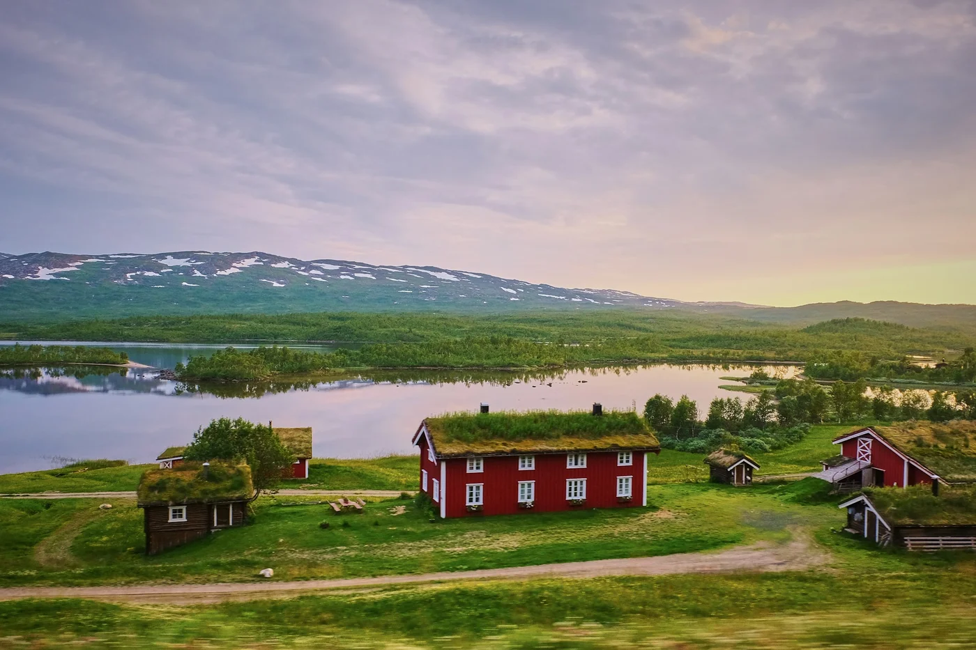 Jukkasjärvi — photo by Jessica Pamp on Unsplash