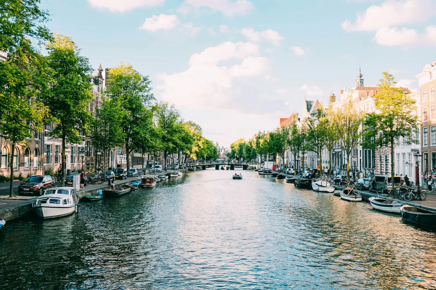 Pays-Bas — photo by Adrien Olichon on Unsplash