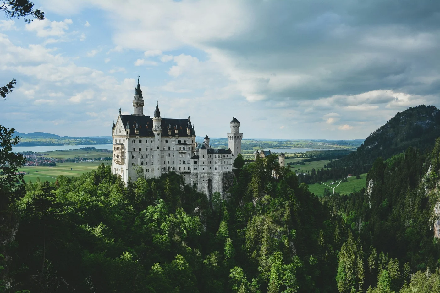 Schwangau — photo by Rachel Davis on Unsplash